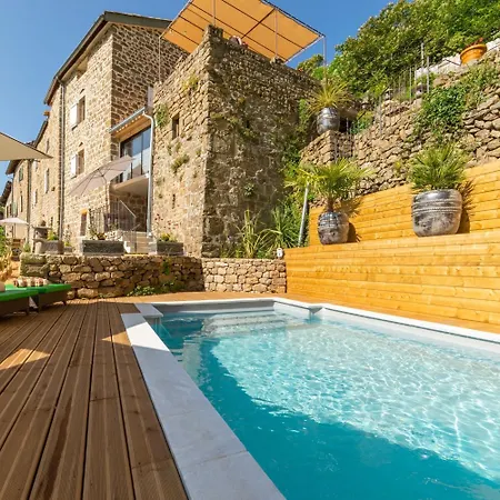 La Calade Hotel *